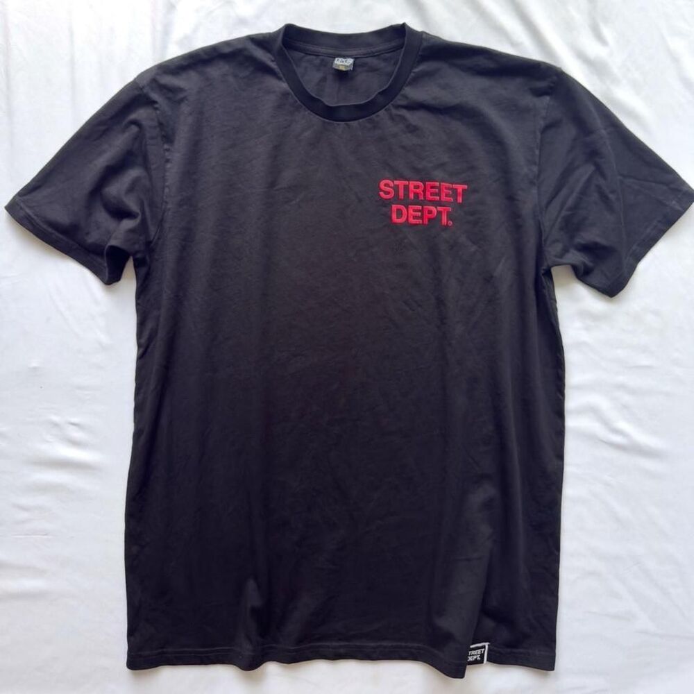 Unbranded Men's Black and Red T-shirt